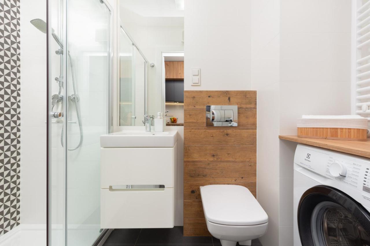 Warsaw Praga Kokoryczki Apartments With Parking By Noclegi Renters Exterior photo