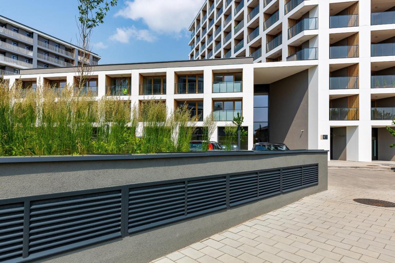 Warsaw Praga Kokoryczki Apartments With Parking By Noclegi Renters Exterior photo